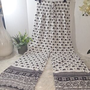 Stay In Style Bohemian Elephant Print Palazzo Wide-Leg Pants.
